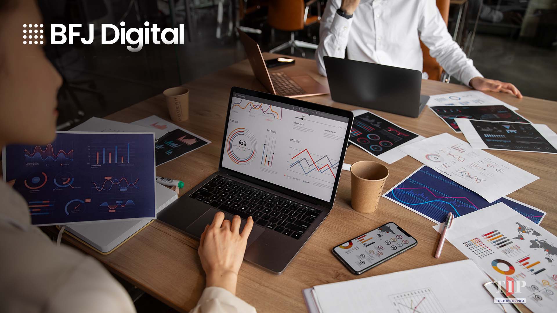 BFJ Digital Guide: Choosing the Right CRM for Sales ROI