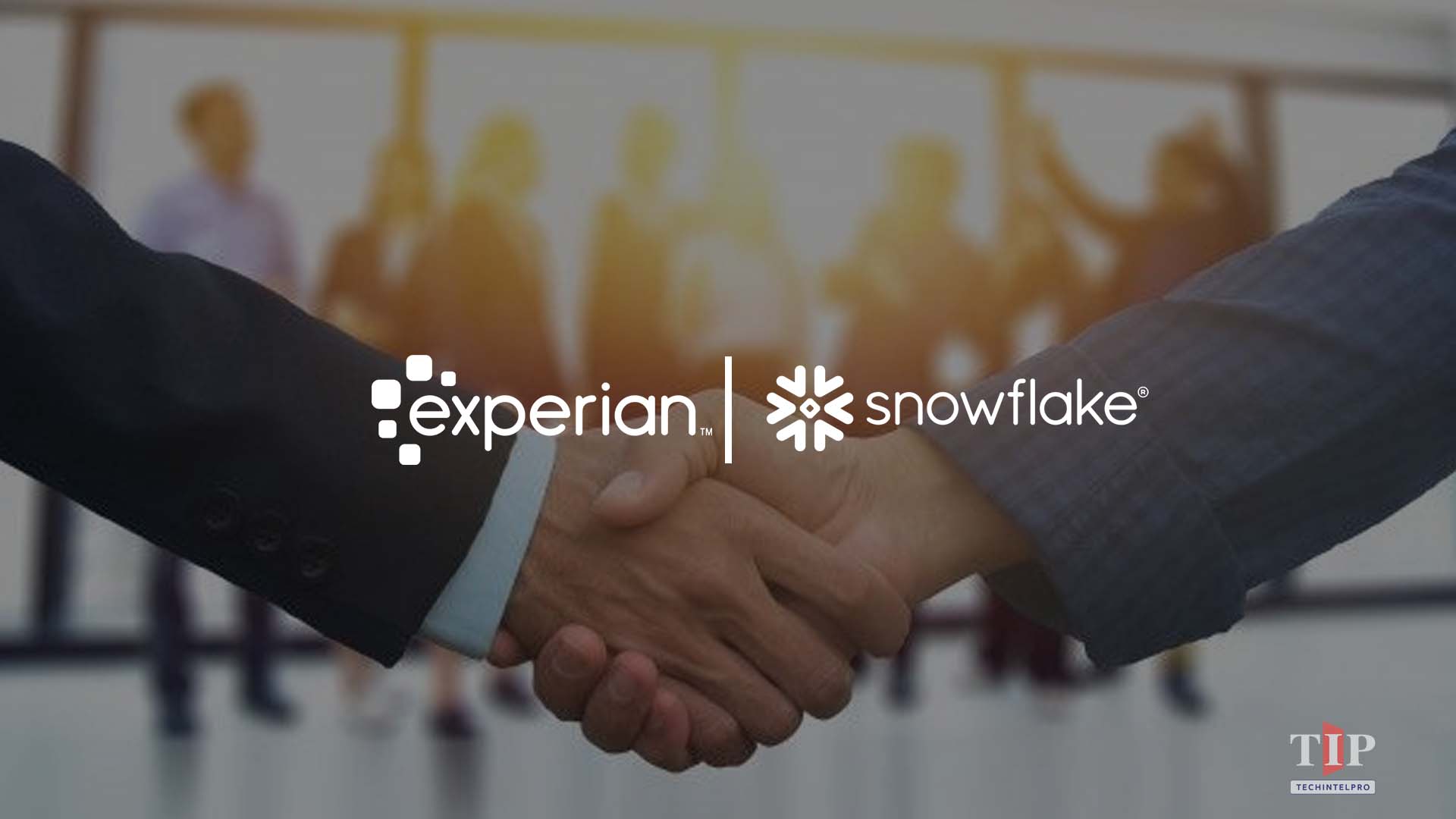 Experian Integrates Aperture Data Studio with Snowflake