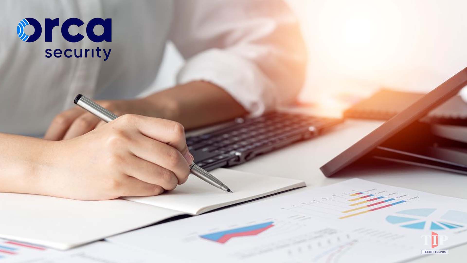 Orca Security Report Reveals Widespread AI Credential Leaks and Persistent Log4Shell Exposure