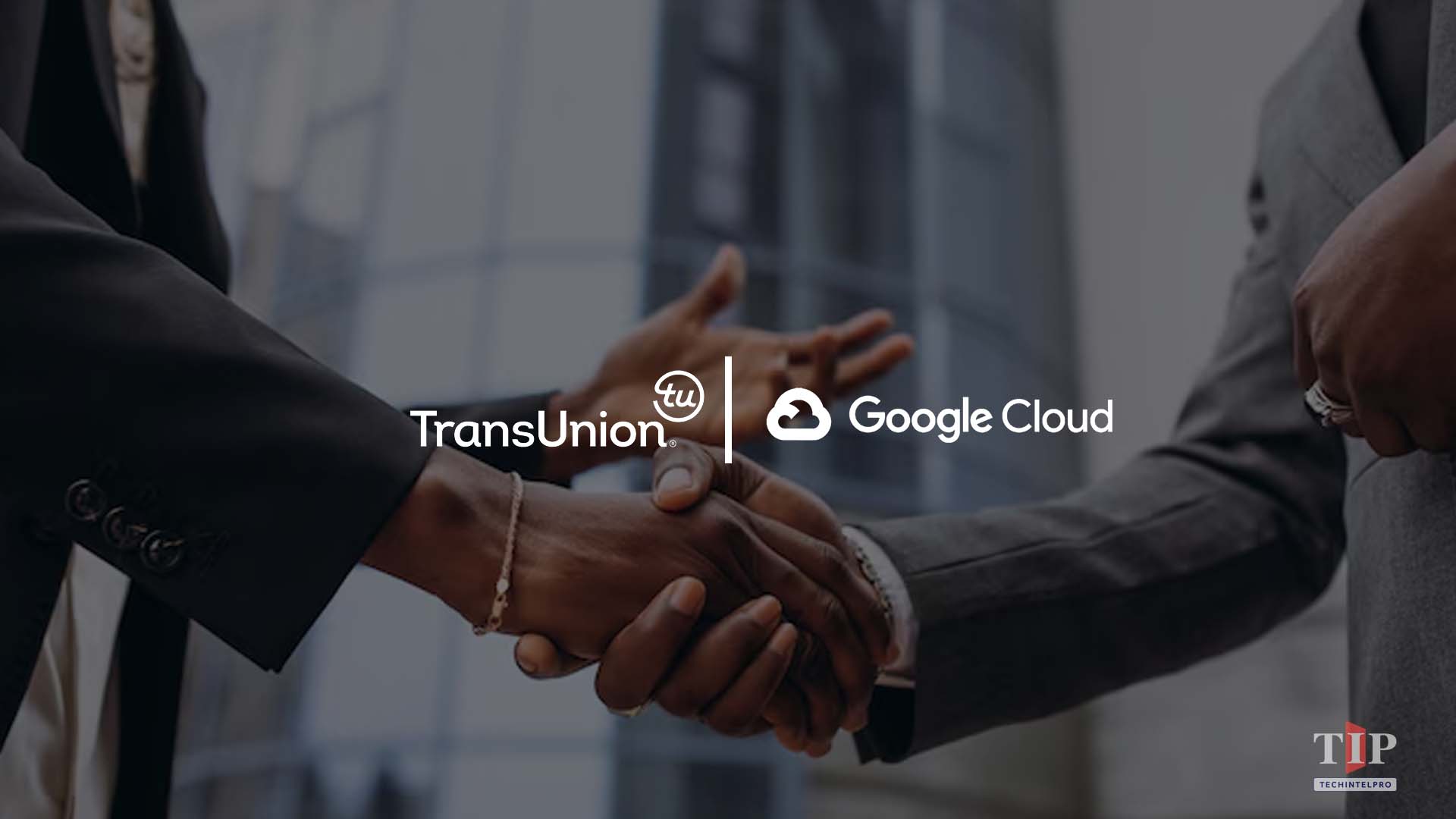  TransUnion Integrates Gemini AI for Credit Analytics