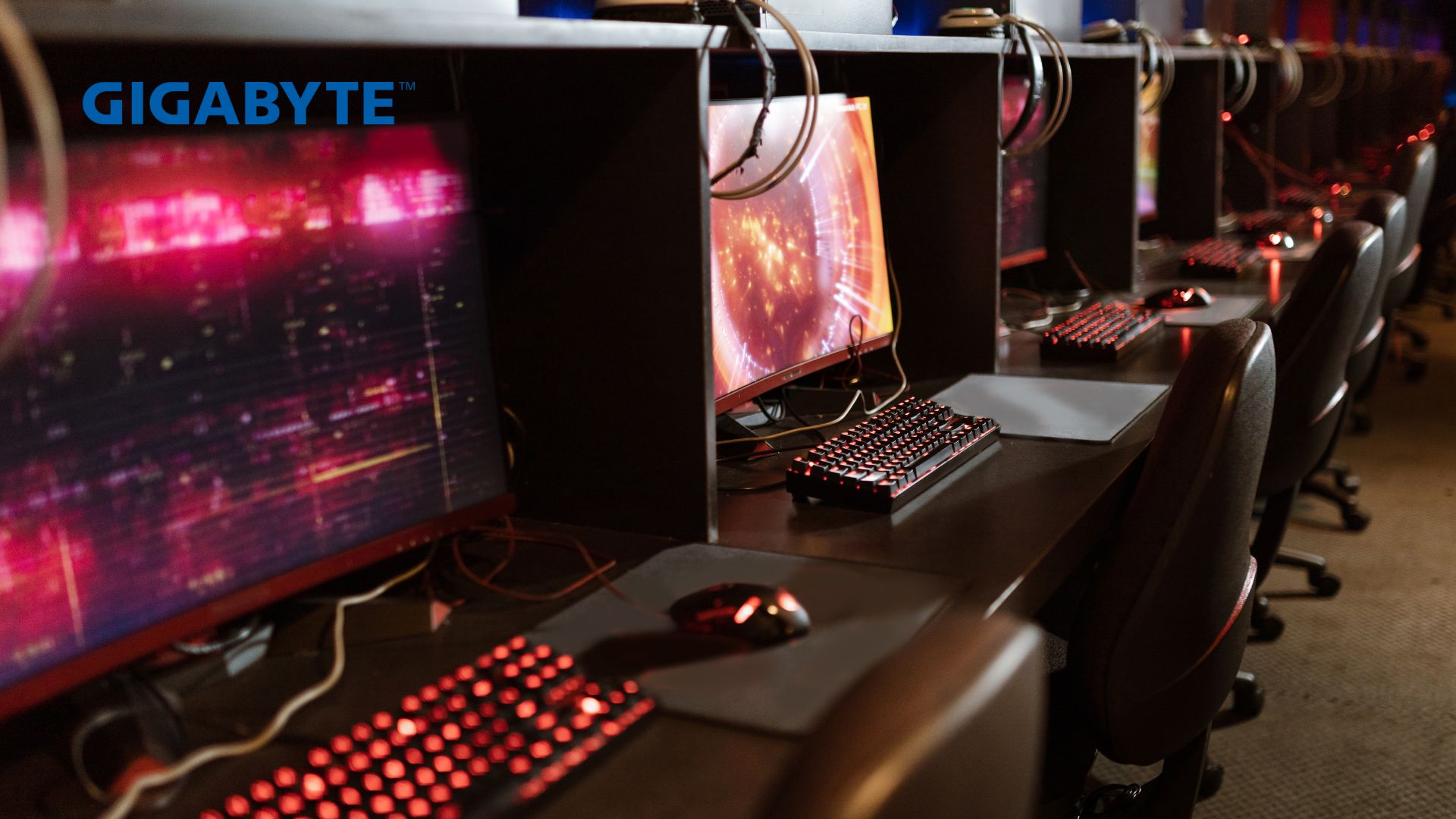 GIGABYTE AORUS FO27Q5P: Fastest 500Hz QD-OLED Monitor
