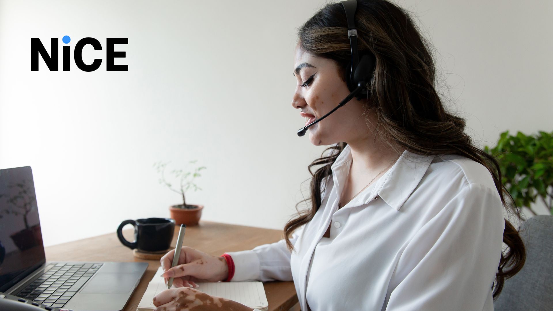 NiCE and Salesforce Enhance Partnership for AI-Powered CX in 2025